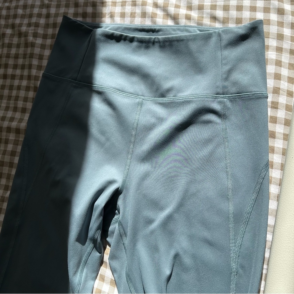 Girlfriend Collective Blue ‘Lagoon’ Compressive High-Rise Leggings | Size L